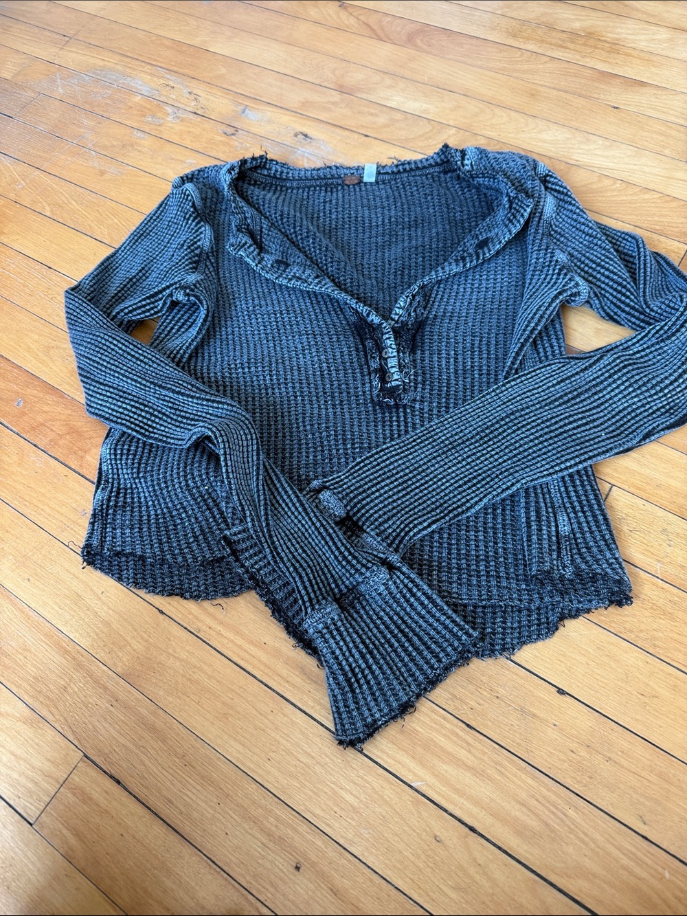 Free People Ruffled V-Neck Waffle Knit Top - Charcoal